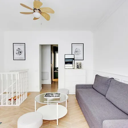 Cmg - Bastille / Pere La Chaise